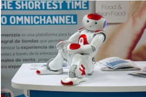 La Fundación CTA financia un programa para desarrollar un robot capaz de atender al cliente en un comercio