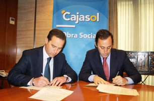 La AFA firma un convenio con Cajasol