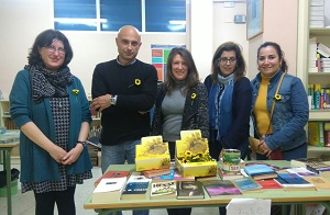 Mercadillo de libros solidarios CEIP El Pinillo a beneficio de la Fundación Cudeca