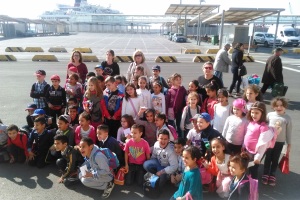 El colegio La Venta del Viso de La Mojonera visita el Puerto de Almería
