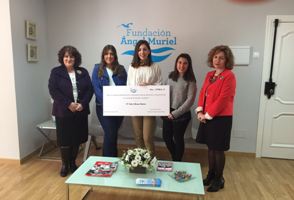 La Fundación Ángel Muriel entrega una beca para la realización del Curso de Experto en Cuidados Oncológicos