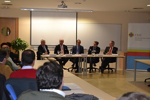 Cuestiones jurídicas de las hermandades y opinión pública, a debate, en CEU Andalucía