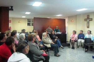 La Fundación Prolibertas celebra una merienda informativa en la Parroquia Santa Justa y Rufina de Sevilla