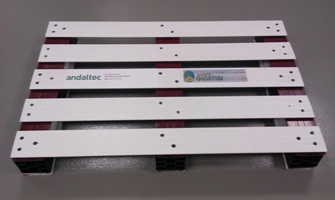 Andaltec apoya el desarrollo de un innovador palet de plástico fabricado mediante extrusión