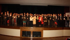 Conmemoración como campeones de España 2013 de los clubes deportivos Los Carriles y San Marcos