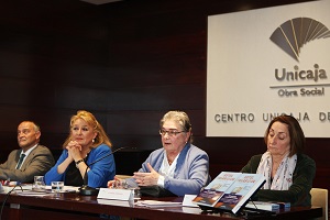 La Fundación Unicaja convoca el XVIII Premio Unicaja de Novela ‘Fernando Quiñones’ y entrega el premio al ganador de la anterior edición