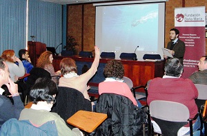 Comienzan los cursos para el cuidado de personas mayores de la Fundación Doña María y el Colegio de Médicos de Sevilla