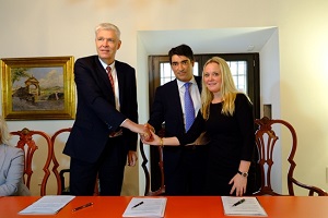 El Museo Carmen Thyssen firma un convenio de colaboración con la Embajada danesa