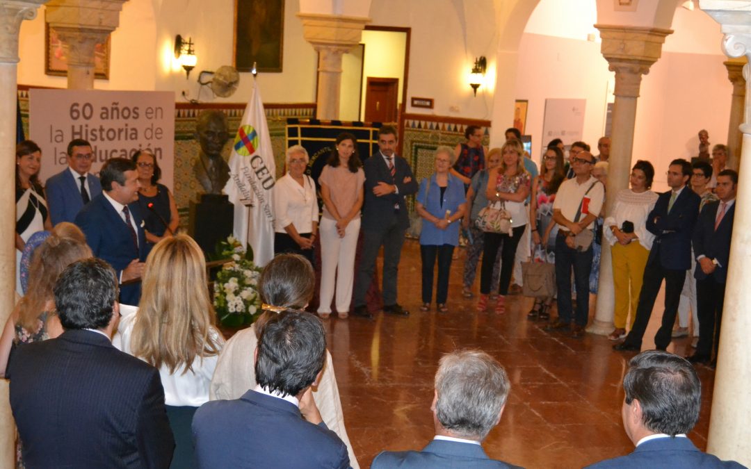 CEU Andalucía presenta 60 años en la Historia de la Educación en Sevilla