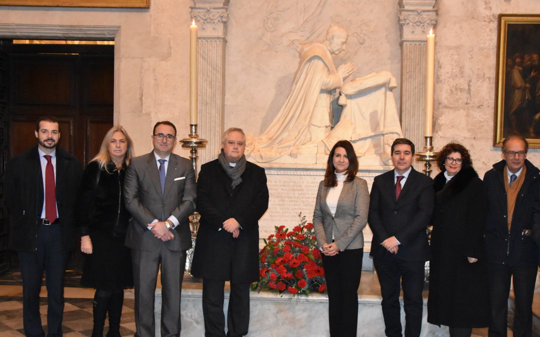 Ofrenda floral en la Catedral al Beato Marcelo Spínola en el día de su fiesta