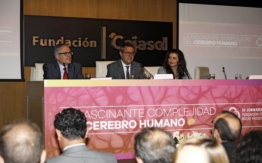 Más de 200 personas asisten a la III Jornada Médico-Científica de Fundación Clínica Rocío Vázquez