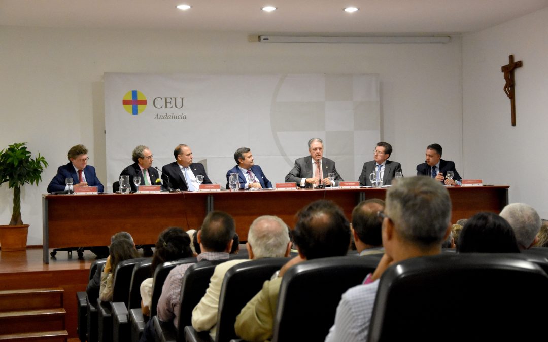 Mesa redonda ‘La gestión de la caridad en las hermandades’ en CEU Andalucía