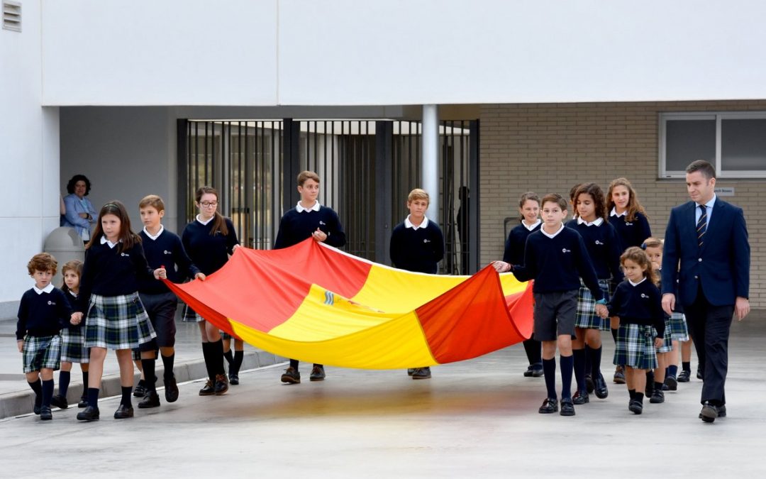 Celebración de la Fiesta Nacional en el Colegio CEU San Pablo Sevilla