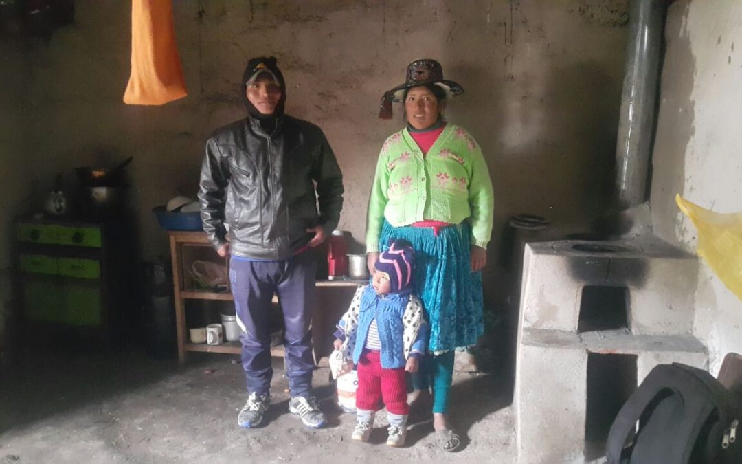 Madre Coraje y la AACID apoyan a 630 familias campesinas de Perú para prevenir los riesgos del frío extremo