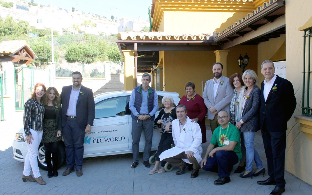 Presentación del vehículo de Atención Domiciliaria de Cudeca patrocinado por la Fundación CLC World