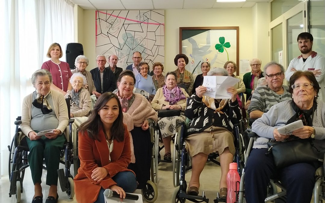 Arte para todas las edades gracias a INTERGENERARTE, un proyecto de Fundomar y el Ayuntamiento de Sevilla