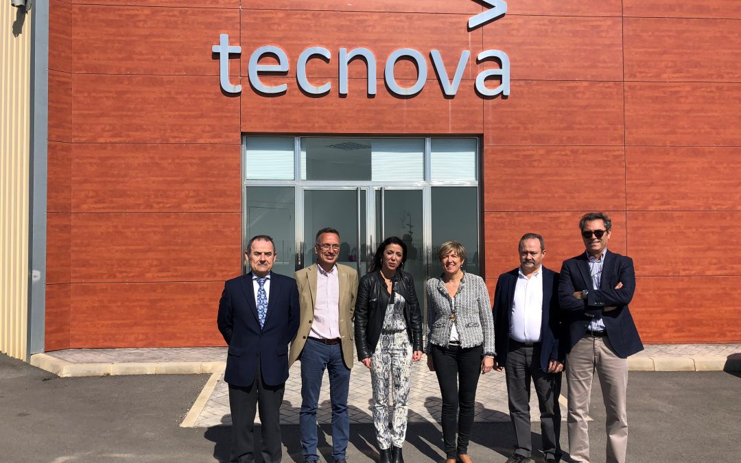 La Presidenta del Parlamento Andaluz visita el Centro Tecnológico Tecnova