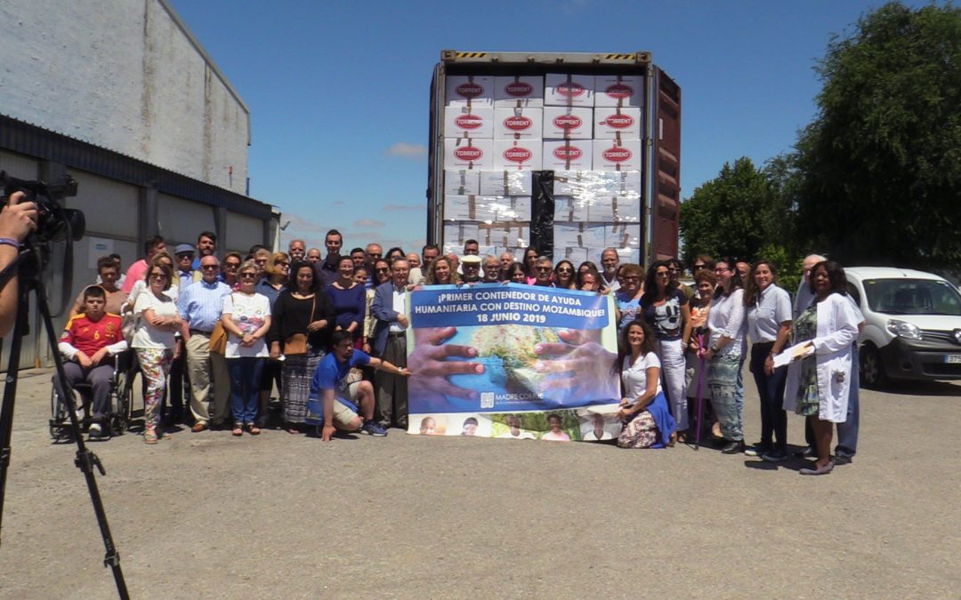 Jabón, juguetes, material escolar y sanitario completan los 18.000 kilos de ayuda humanitaria del primer contenedor a Mozambique que Madre Coraje envía en su historia