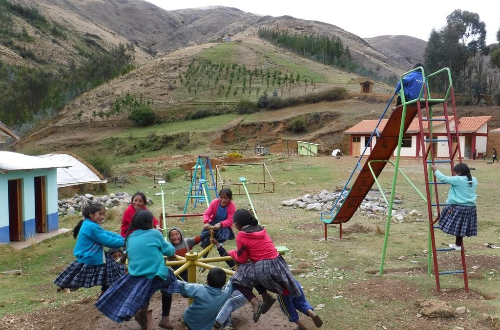 El Ayuntamiento de Córdoba colaborará con la FSU en la lucha contra la violencia infantil en Cusco