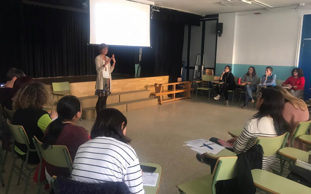 La Fundación New Health comienza los ciclos formativos para familias y maestros con un taller sobre cómo ayudar a los niños/as a afrontar los procesos de enfermedad y duelo