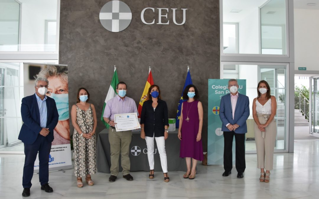 El Colegio CEU San Pablo Sevilla entrega lo recaudado en “I Campaña CEU Pulseras Solidarias” a la Obra Social del Hospital San Juan de Dios del Aljarafe