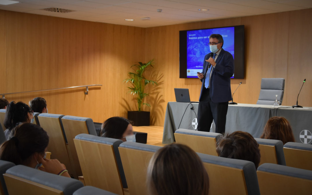 Los alumnos de Bachillerato del Colegio CEU San Pablo Sevilla participan por primera vez en el Excellence Program