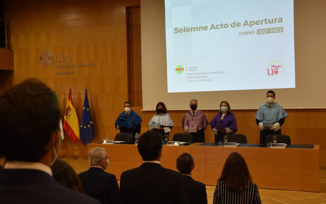 El Centro de Estudios Universitarios Cardenal Spínola CEU inaugura el curso académico 2021/2022