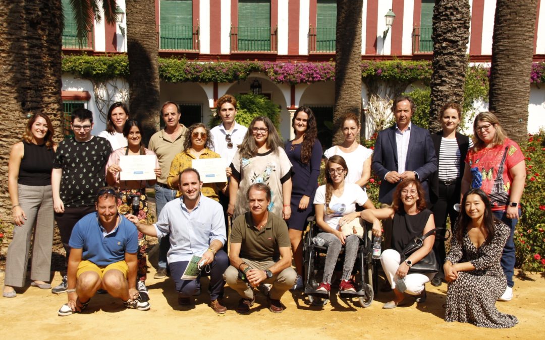 11 vecinos de La Roda de Andalucía (Sevilla) finalizan en la Hacienda Guzmán el primer curso de olivicultura ecológica  de Solidarios Coosur