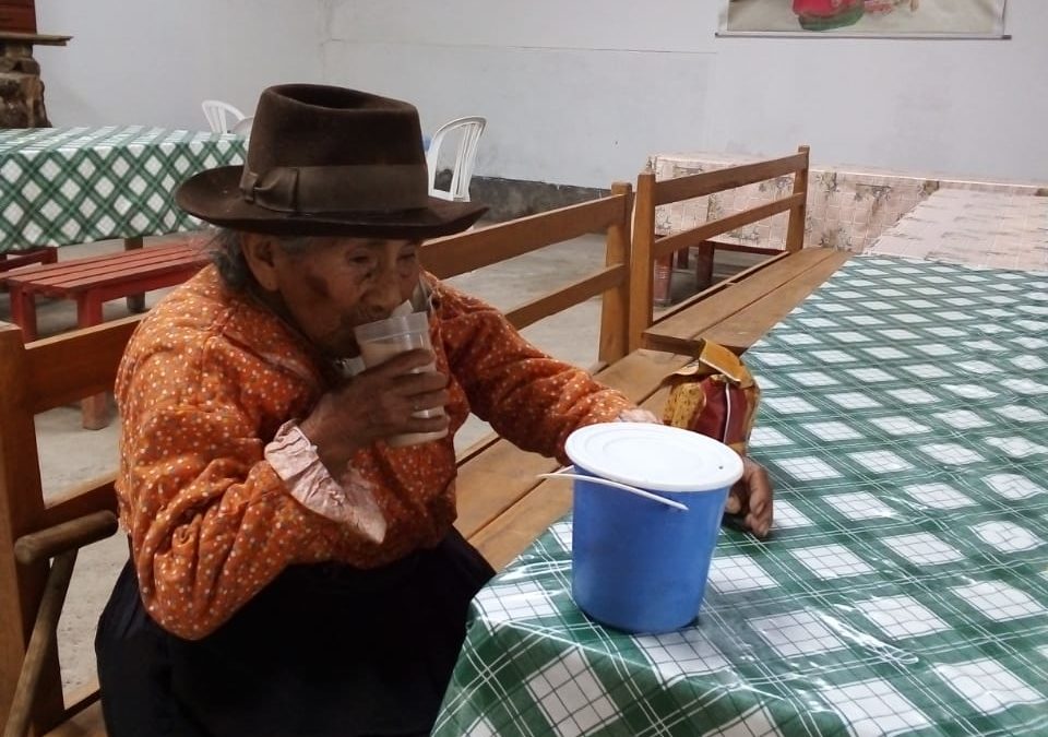 Madre Coraje y el Ayuntamiento de Cádiz apoyan en Perú la alimentación de 224 mayores en situación de abandono