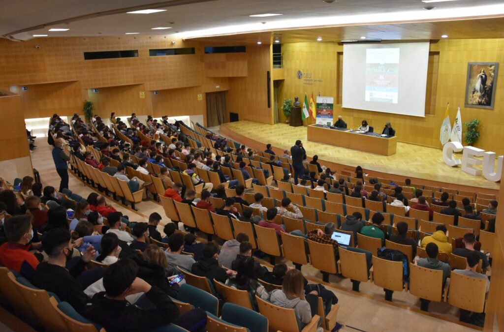 CEU Andalucía acogió las VIII Jornadas Técnicas Cross Internacional de Itálica