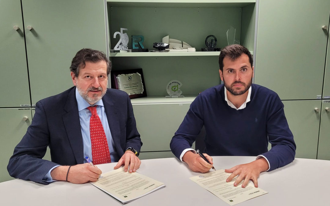 Caja Rural de Jaén apoya la digitalización y mejora de la competitividad de las empresas del plástico mediante un convenio con Andaltec