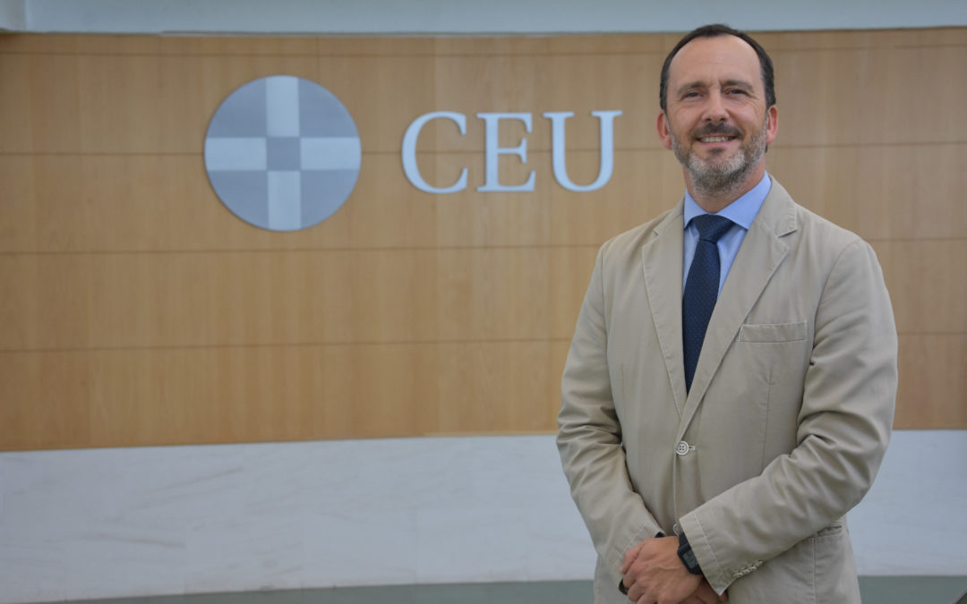 Juan Ignacio de la Fuente, director del Centro de Estudios Profesionales CEU: “La implicación empresarial en el proceso formativo de los alumnos es clave para su posterior empleabilidad”