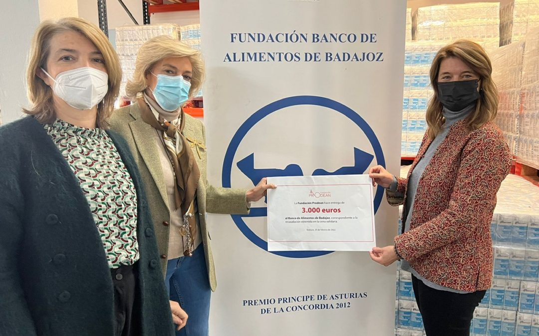 Prodean Bajajoz entrega 3.000 euros al Banco de Alimentos