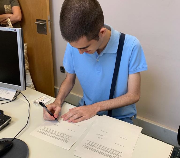 Autismo Sevilla y Solarpack unidos para mejorar la inserción laboral de personas con autismo