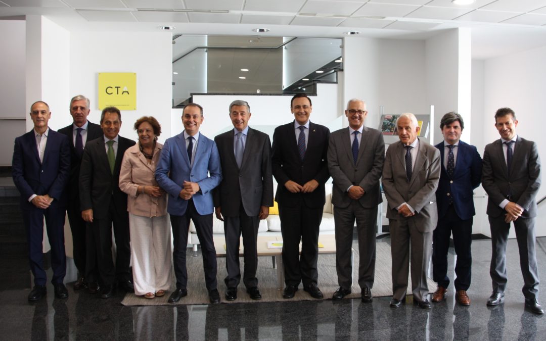 El Consejero de Universidad se reúne con las empresas del Comité Ejecutivo de CTA para promover la innovación en Andalucía