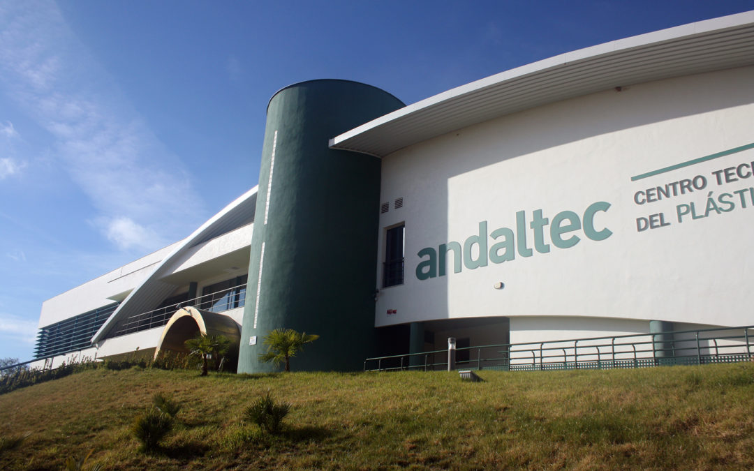 Andaltec reclama ayudas para crear infraestructuras de reciclaje de plástico en la nueva Ley de Economía Circular de Andalucía