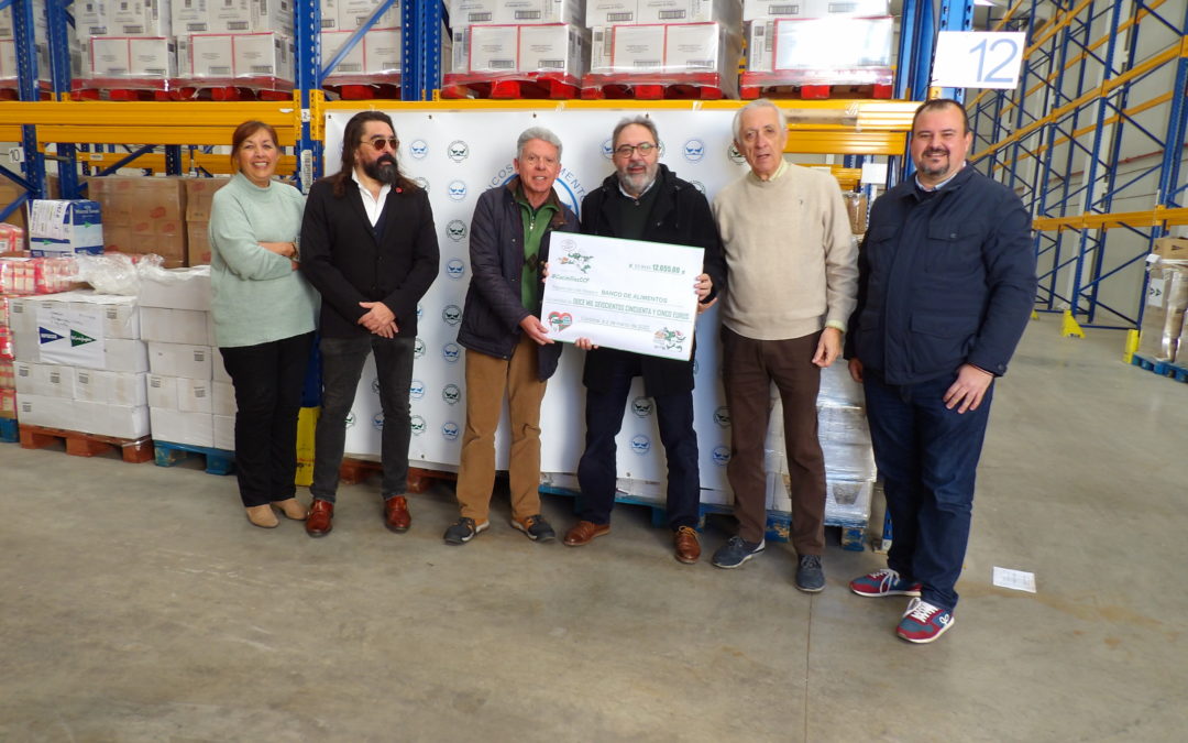 La Asociación Solidaria Cocinillas CCF entrega al Banco de Alimentos la recaudación de la campaña organizada desde el pasado mes de diciembre