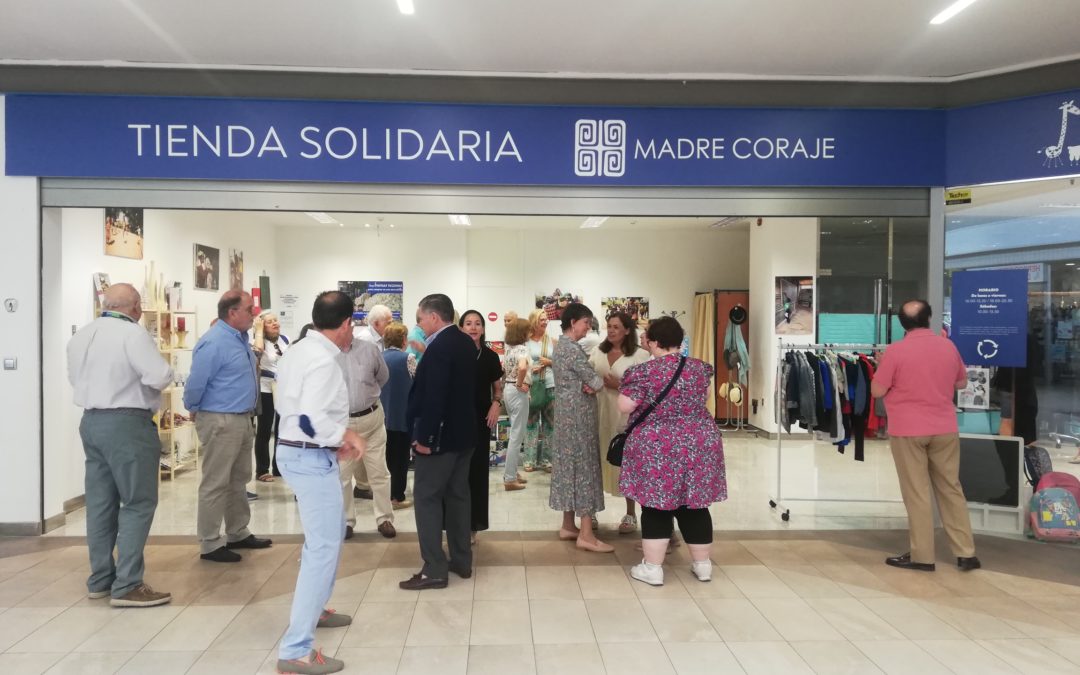 Madre Coraje inaugura una nueva Tienda de artículos solidarios en el Centro Comercial Carrefour Jerez Norte