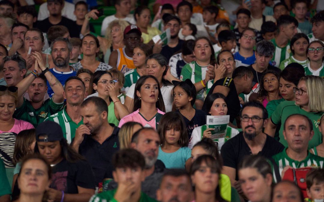 El Real Betis inaugura su Grada Solidaria