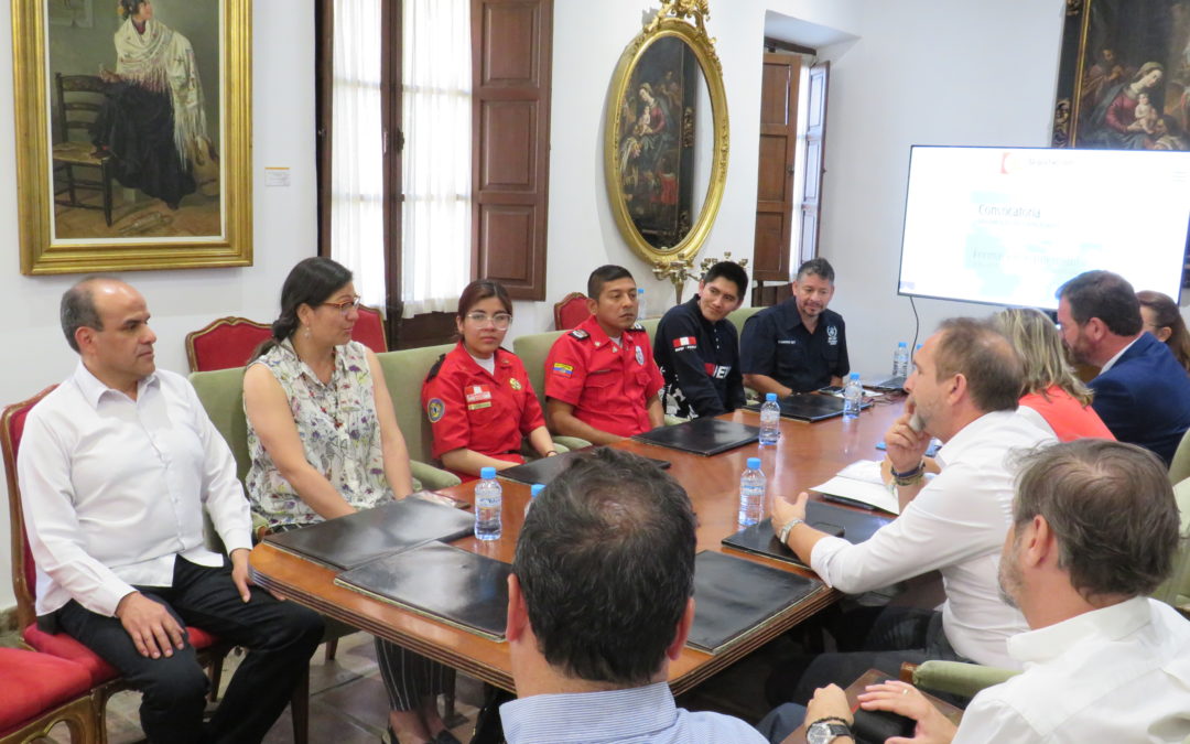 Dos técnicos peruanos socios de la FSU mejorarán sus capacidades de gestión en Eprinsa y Epremasa
