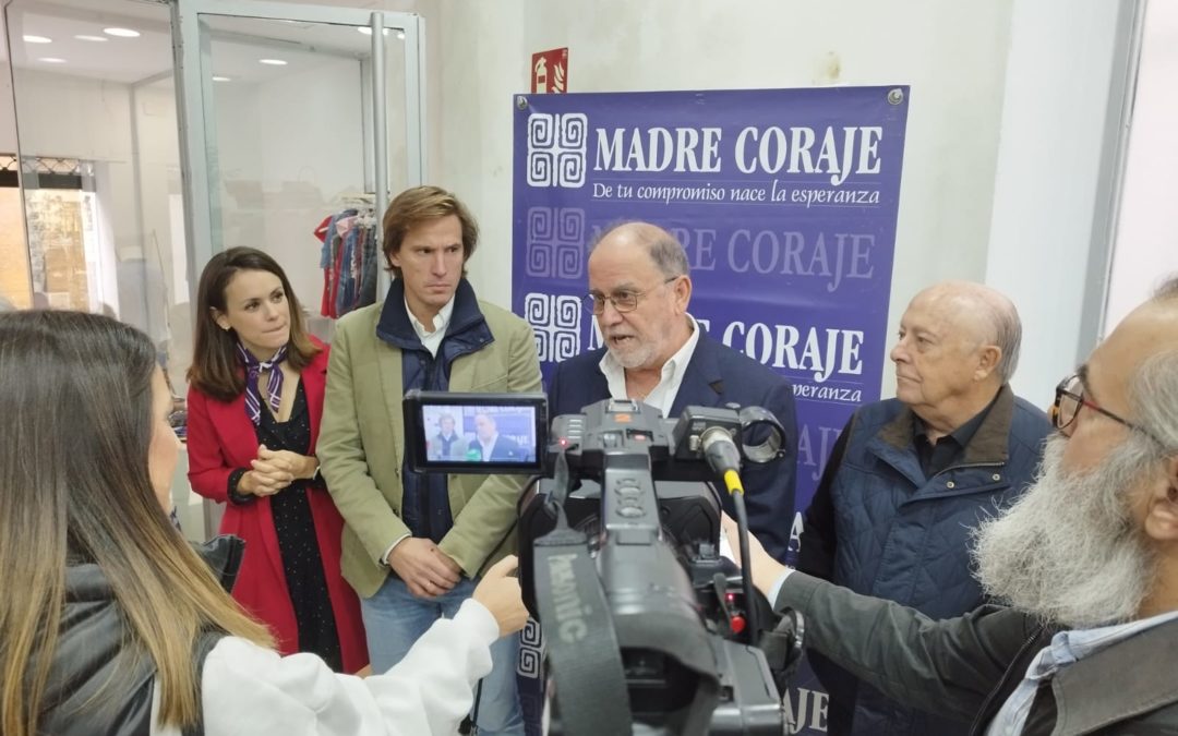 Madre Coraje inaugura nueva tienda solidaria con artículos con una segunda vida en la calle Rosario de Cádiz