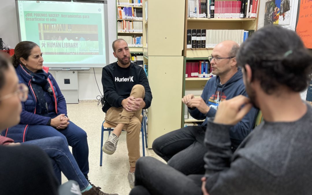 El IES Vicente Aleixandre de Barbate se suma con Madre Coraje a prevenir las manifestaciones de odio