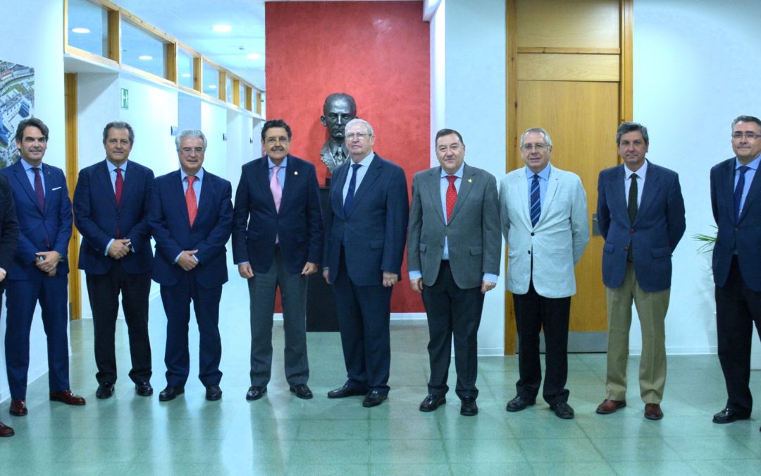 La Universidad CEU Fernando III y el Consejo General de Hermandades y Cofradías de Sevilla pondrán en marcha iniciativas culturales, formativas y sociales