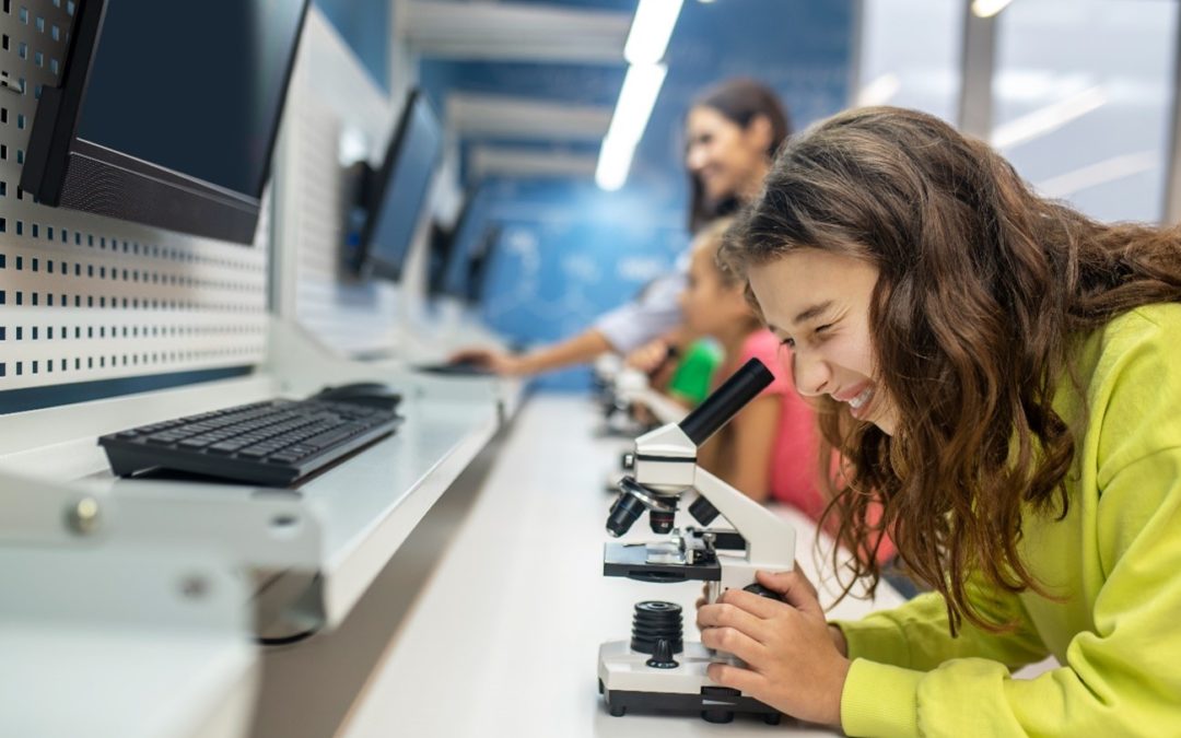 La FCTA y Amigos de la Ciencia ofrecen dos nuevas becas de investigación a estudiantes de bachillerato de Algeciras