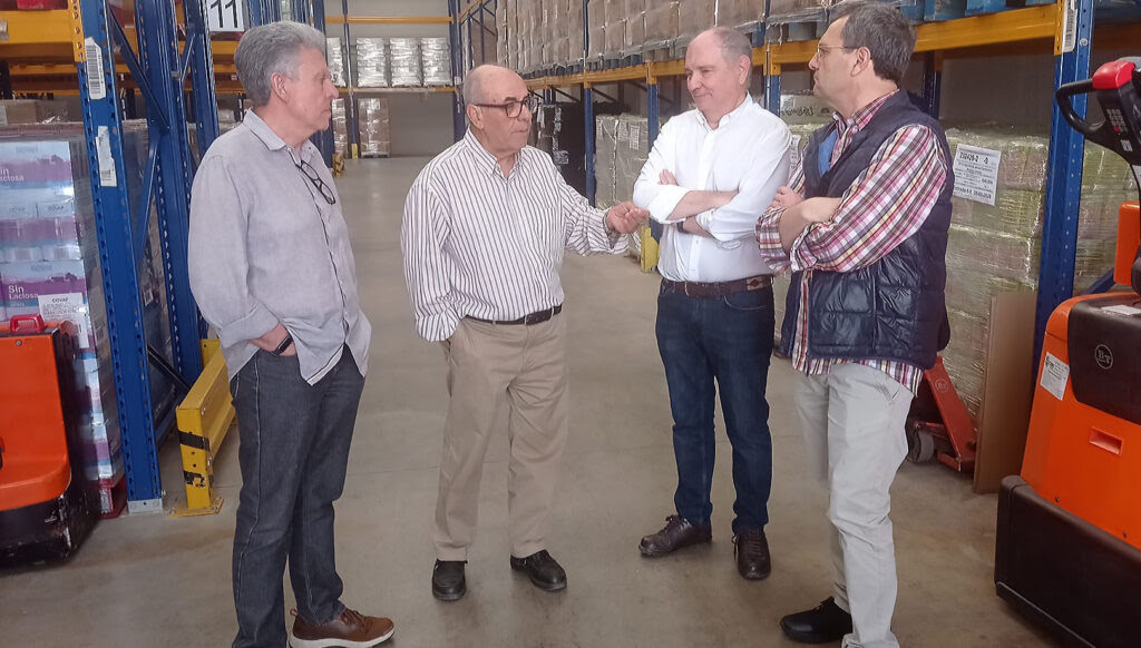 El Banco de Alimentos Medina Azahara recibe la visita de Juan Andrés de Gracia, presidente del Consejo Ciudadano