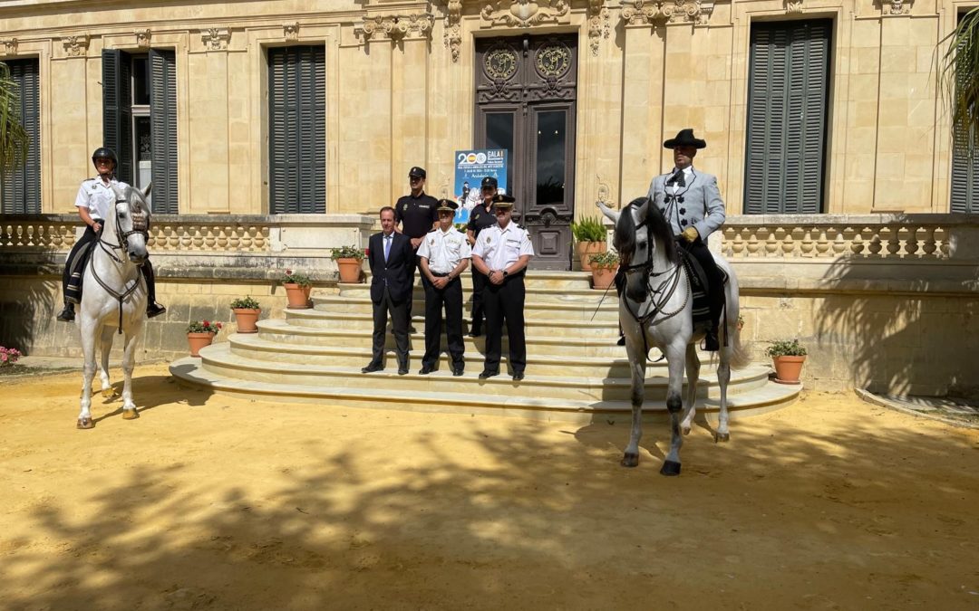 La Real Escuela celebra una gala dedicada al bicentenario de la Policía Nacional