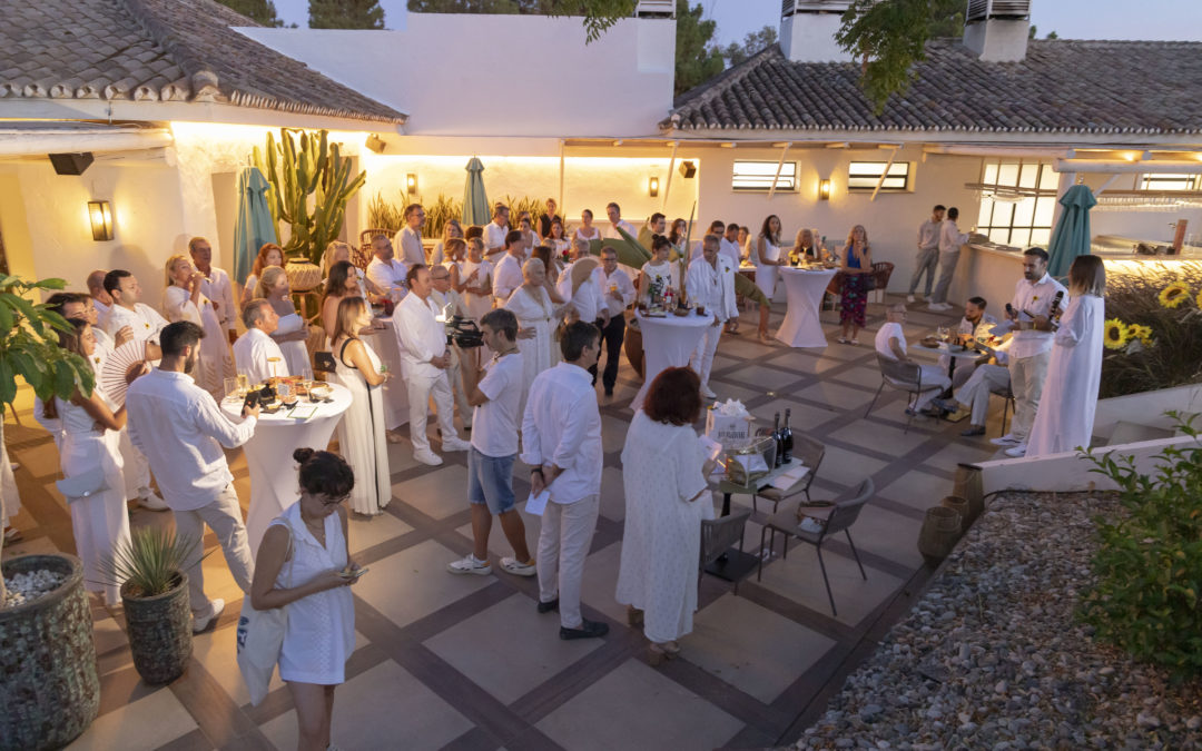 Solidaridad y éxito en el 1er White Cocktail Benéfico de Fundación Cudeca