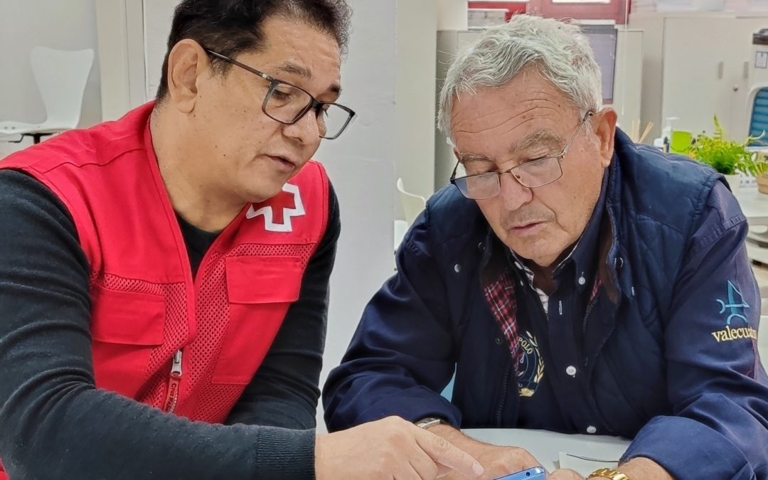 Cruz Roja conmemora el Día de Internet con charlas, talleres y una yincana para reducir las brechas digitales