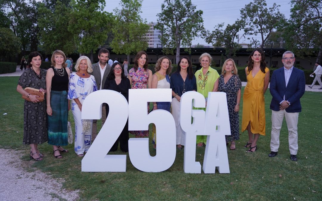 Casi 2.000 personas soplaron las velas junto a Autismo Sevilla en el 25 aniversario de su Gala Solidaria