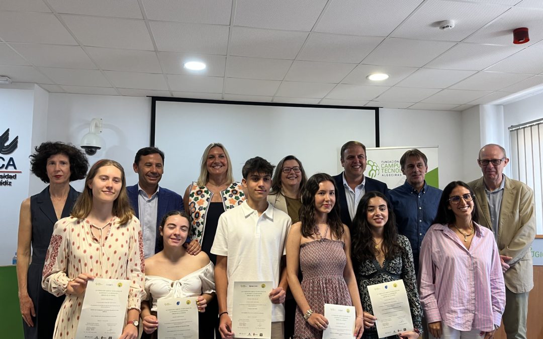 La Fundación Campus Tecnológico y la Asociación Amigos de la Ciencia entregan las XI Becas de Investigación en centros nacionales e internacionales